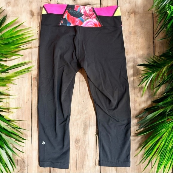 LULULEMON Wunder Under Secret Garden Reversible Leggings - Size 6 - Picture 6 of 16